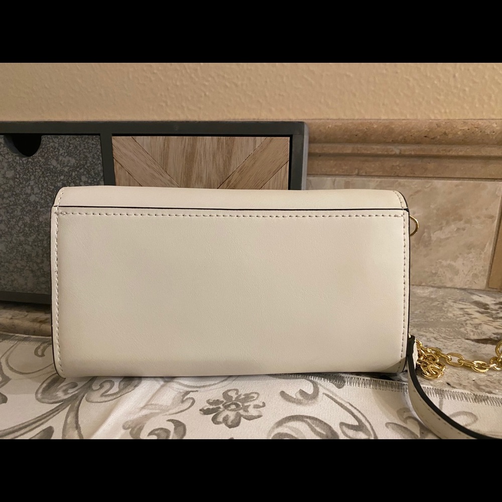 Zac Posen Wallet on the chain